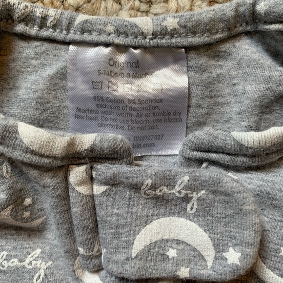 Woombie swaddle - original - 5 to 13 lb; 0-3 month - Picture 2 of 4